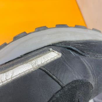 Aldığım Ayakkabı Kısa Sürede Yırtıldı, Değişim Talebim Reddedildi