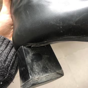 Boyner Yaya By Hotiç Ayakkabının Topuğu Döndü Ve Dikişi Açıldı