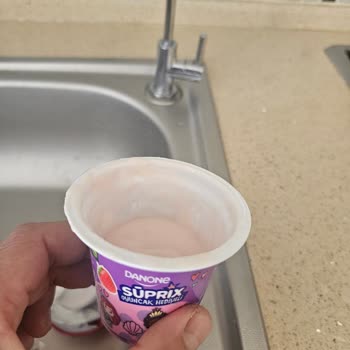Danone Ürününde Yabancı Madde Ve Tat Bozukluğu Endişesi