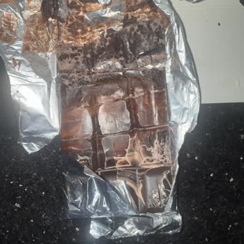 Aldığım Bitter Çikolatanın Tadında Ve Görünümünde Sorun Vardı
