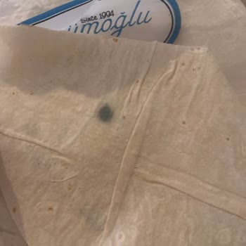 Taze Olması Gereken Lavaş Küflü Geldi, Sağlığımız Tehlikede