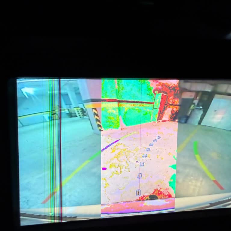 Jeep Araçlarda Kronik Multimedia Ekran Sorunu İçin Ücretsiz Değişim Talebi