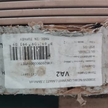 Vitra Duvar Seramiklerinde Ölçü Hatası Banyoda Kusurlu Döşeme Sorunu