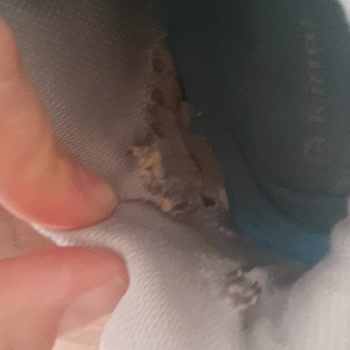 1 Yıl Garantili FLO'dan Aldığımız Ayakkabı 6 Ay Olmadan Yıprandı
