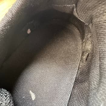 Gant Ayakkabının İç Astarları Kısa Sürede Yırtıldı, Kullanım Hatası Denilerek Sorumluluk Alınmadı