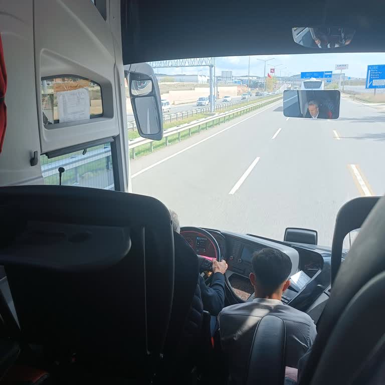 Şoförün Yolculara Hakareti Ve Uzun Süre Bekletilme Mağduriyeti