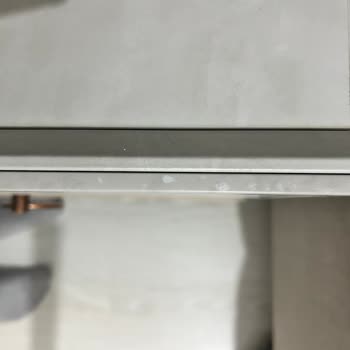İstikbal Yatak Odasında Her Parçada Oluşan Gizemli Lekeler Canımı Sıkıyor