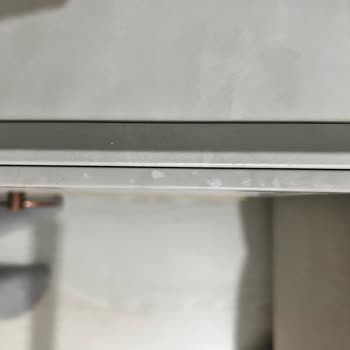 İstikbal Yatak Odasında Her Parçada Oluşan Gizemli Lekeler Canımı Sıkıyor