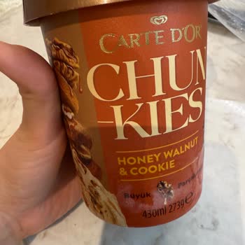 Aldığım Dondurmadan Saç Çıkması Hayal Kırıklığı Yarattı