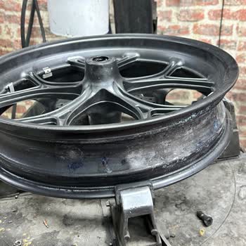 Yeni Alınan Motosikletin Jantında Beklenmedik Korozyon Sorunu