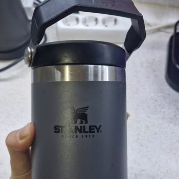 Stanley Termosun Kapağı Patladı, Ayağım Yandı: Acil Dönüş Bekliyorum
