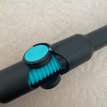 Fakir Şarjlı Süpürge Teleskopik Borusu Kırıldı, Mağaza Çözüm Sunmuyor