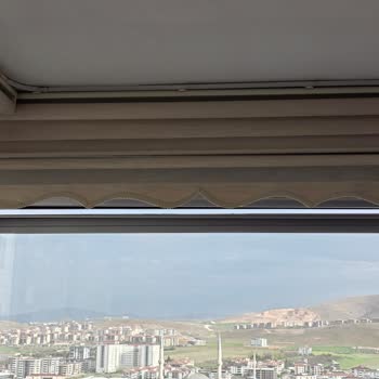 Giyotinli Cam Balkon Sürekli Arızalı, Firma Sorumluluk Almıyor