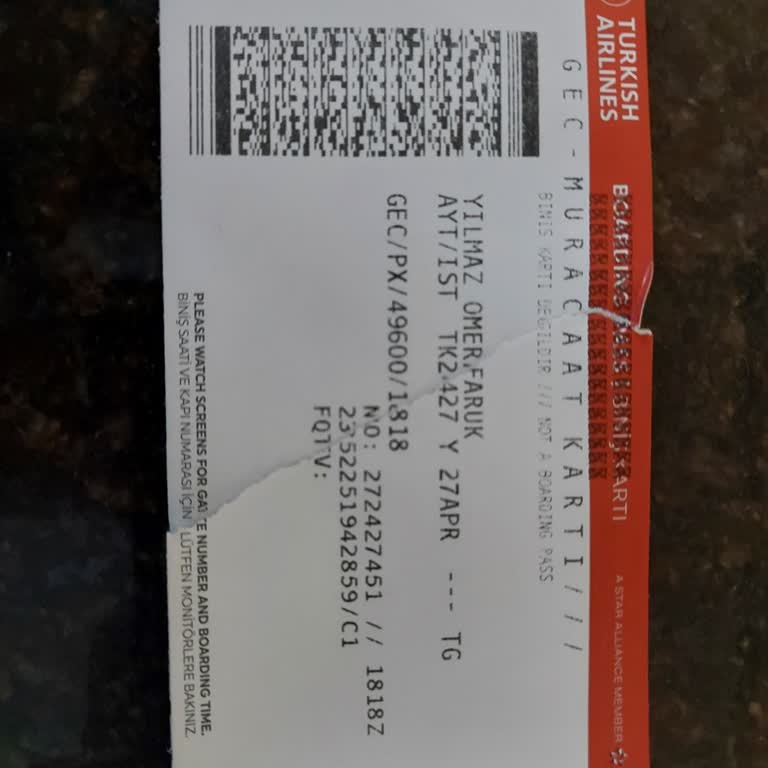 Sadece 3 Dakika İle Uçağa Alınmadım Ailemi Depremde Bırakmak Zorunda Kaldım