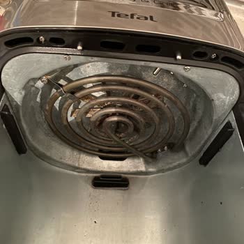Tefal Air Fryer Fanı Küflendi Mağaza Ve Üretici Çözüm Sunmadı