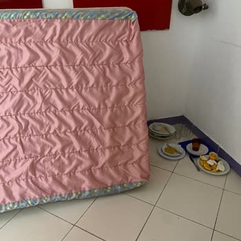 Hijyen Sorunlu Otel, Kötü Oda Ve Yemek Deneyimiyle Hayal Kırıklığı Yaşadık