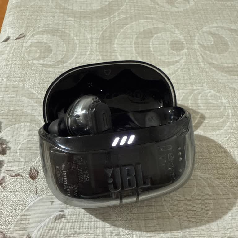 Kulaklıkta Sürekli Bip Sesi Ve Siri Sorunu Çözülmedi