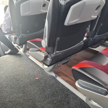 Ede Turizm Otobüsünde Temizlik Sorunu Ve Personel İlgisizliği