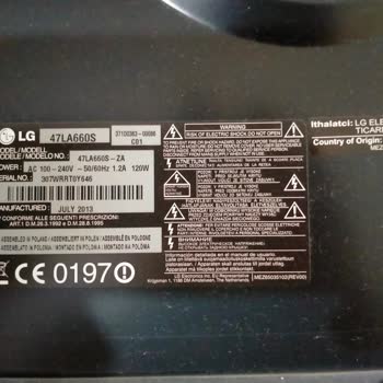 LG Televizyonun Sehpası Aniden Kırıldı Panel Hasar Gördü