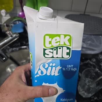 Eksik Üretim Nedeniyle Süt Kutusundan Poşete Dökülme Sorunu