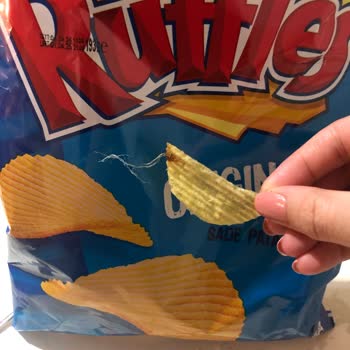 Ruffles Cips Paketinden Çıkan Hatalı Ürün Endişesi