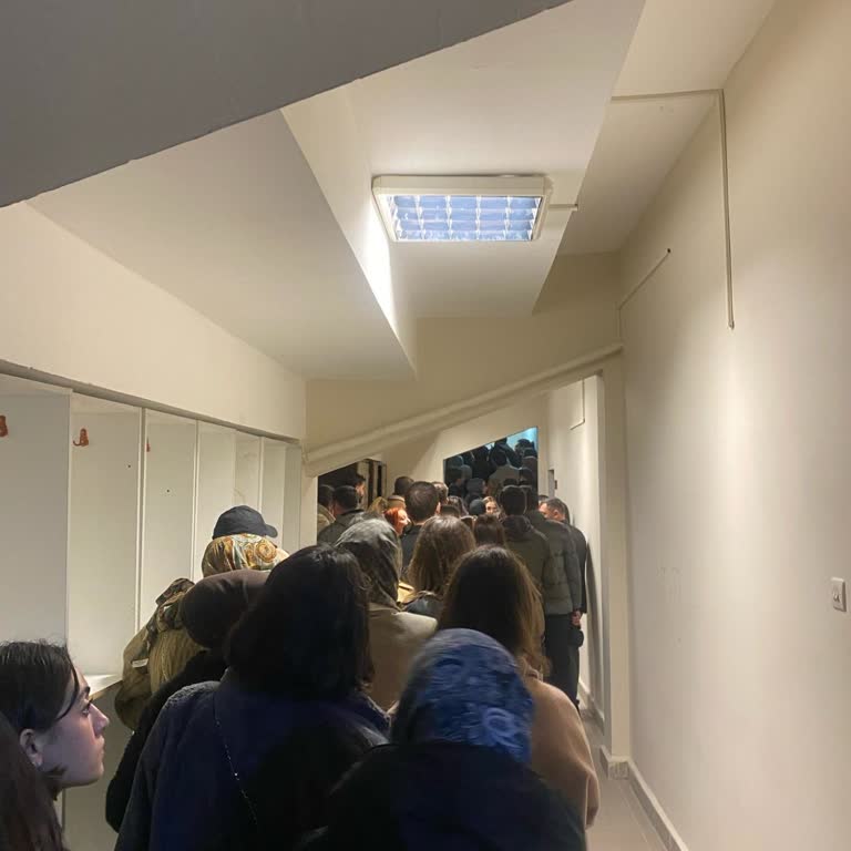 Fazla Bilet Satışı Nedeniyle VIP Alanına Giremedik, Paramızın İadesini İstiyorum