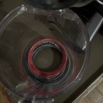 Yeni Alınan Dyson Süpürgede Conta Sorunu Ve Çözüm Beklentisi