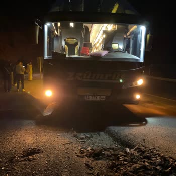 Yolda Kalan Otobüste Saatlerce Mağdur Edildik