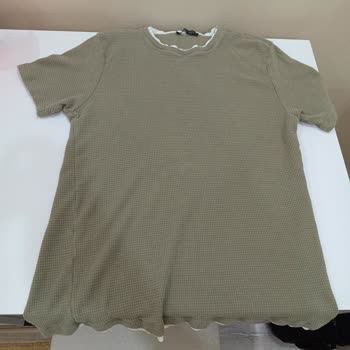 Koton T-shirtte Çekme Ve Dikiş Yamukluğu Mağduriyeti