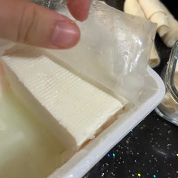 Ekici Peynirde Sürekli Tekrarlayan Sertlik Ve Tat Sorunu