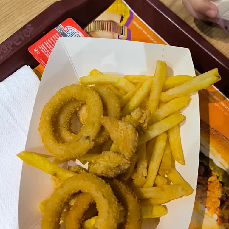 41 Burda Şubesinde Yavaş Hizmet Ve Eksik Menü Sorunu