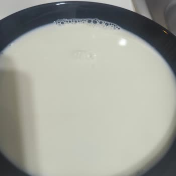 Aldığım Sütler Bozuk Çıktı, Sağlığımız Tehlikeye Girdi