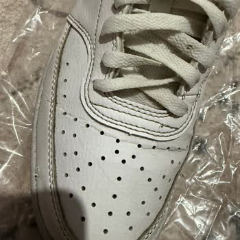 FLO'dan Aldığım Nike Ayakkabı Kısa Sürede Çatladı Ve Yırtıldı