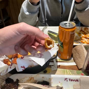 Sefaköy Torkam Tavuk Dünyası'nda Hizmet Ve Kalite Sorunları