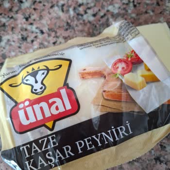 Ünal Peynircilik Aldığım Kaşar Peynirinin Son Kullanma Tarihi Geçmeden Küflenmesi Şaşırttı