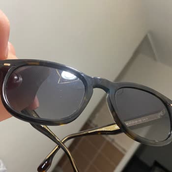 Kullanılmayan Gözlükte Leke Sorunu Ve Garanti Mağduriyeti