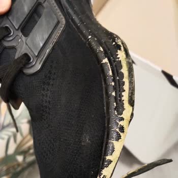 Ayakkabı Kalitesi Hakkında Şikayet