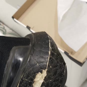 Ayakkabı Kalitesi Hakkında Şikayet