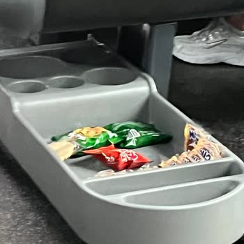 Efe Tur İle Rahatsız ve İlgisiz Bir Yolculuk Deneyimi