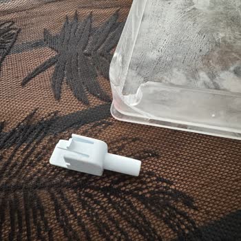 Kısa Sürede Kırılan Kapak Hayal Kırıklığı Yarattı