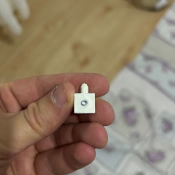 IKEA Alışverişimde Kırık Ve Eksik Parçalar Muhatap Bulamıyorum