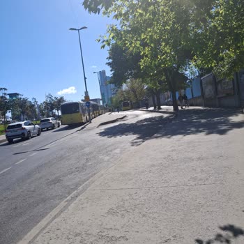 Mecidiyeköy Mezarlık Durağında 522ST Otobüs Sorunu Ve Şoför Davranışları