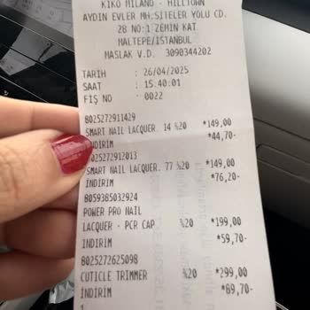 Kalıcı Oje 24 Saat Dolmadan Tırnaktan Çıkıyor İade Talebim Yanıtsız Kaldı