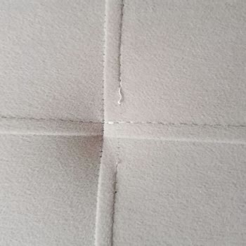 Kilim Mobilya Kullanılmayan Oturma Grubunda Dikiş Sorunu ve Yetersiz Müşteri Hizmeti