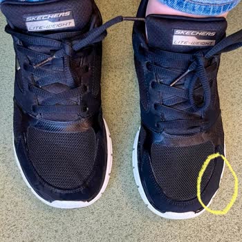 Skechers'tan Aldığım İki Ayakkabıda Erken Açılma Ve Boya Sorunu Yaşadım
