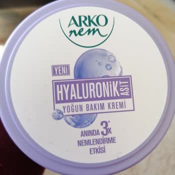 Arko Nem Hyaluronik Asit Krem Yüzümde Yoğun Sivilceye Sebep Oldu