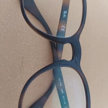 Atasun Optik Rayban Gözlükte Soyulma Ve İlgisiz Mağaza Personeli Hayal Kırıklığı Yarattı