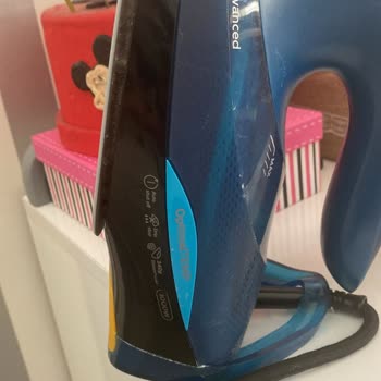 Philips Azur Ütü Tabanı Ve Su Haznesi Kolayca Kırılıyor, Servis Çözüm Sunmuyor