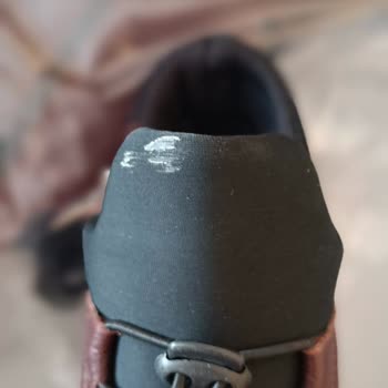 Kusurlu Ayakkabı Ve Mağaza İletişim Sorunlarıyla Mağduriyet