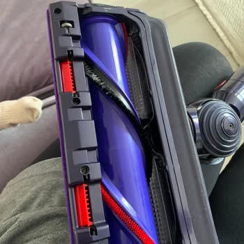 Dyson Gen5 Detect Süpürge Halı Başlığı Sürekli Duruyor Çalışmıyor